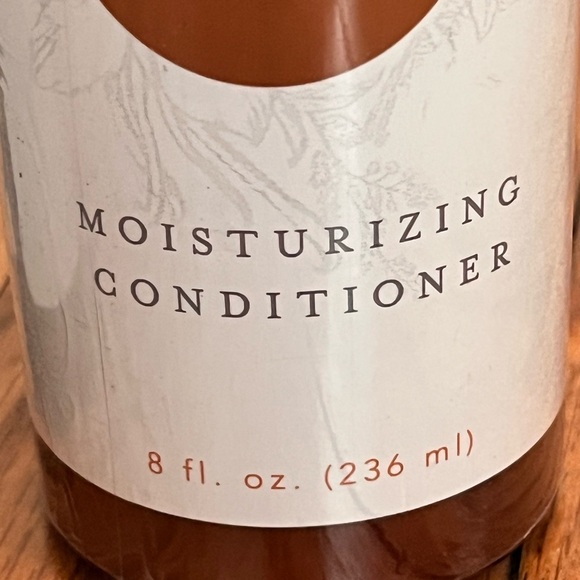 Young Living Essential Oils COPAIBA VANILLA Moisturizing Conditioner 8 oz SEALED - Picture 3 of 9